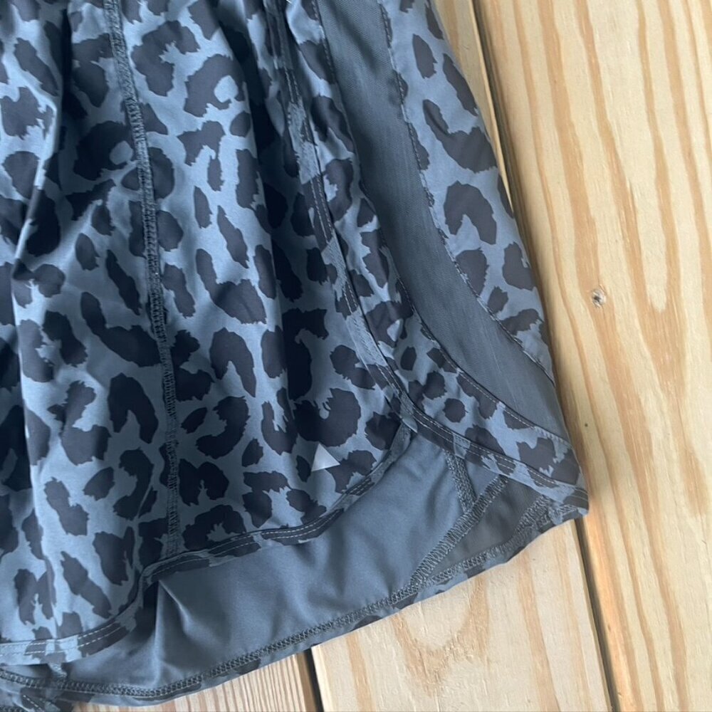 ** Balance Athletic Black Leopard Print Breeze Short Running Hiking Large - Picture 4 of 8